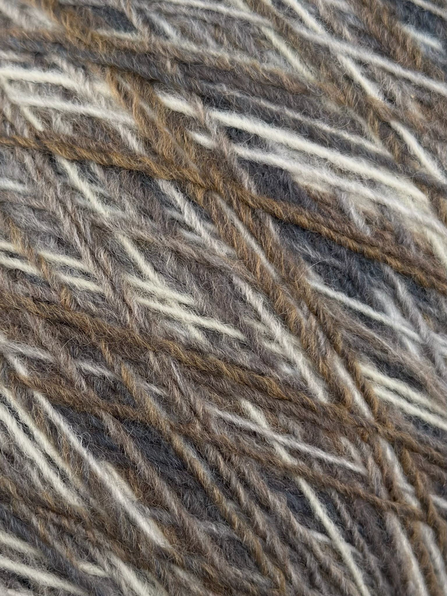 Di.Vè Art. Moira Nm 3.5 – Garn aus Schurwolle und Acryl col. Taupe–Rauchgrau–Naturbeige–Elfenbeinweiss, Farbverlauf